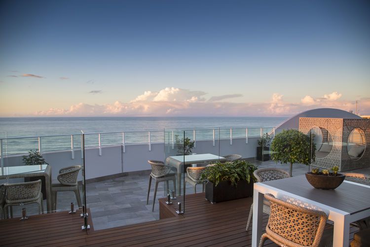 Kirra Rooftop - Australia