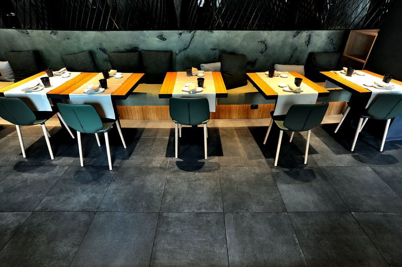 Moov Anthracite 60x60