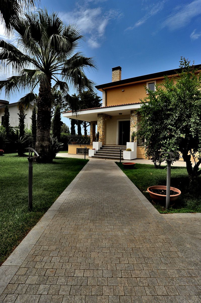 Private Villa Salerno (I) Keope Ceramic Tiles