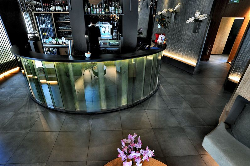 Moov Anthracite 60x60